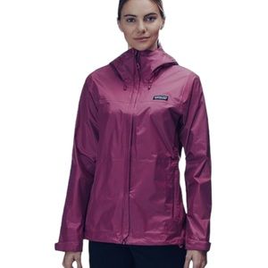 PATAGONIA TORRENTSHELL H2NO WATERPROOF BURGUNDY 2.5 LAYER NYLON RAIN JACKET